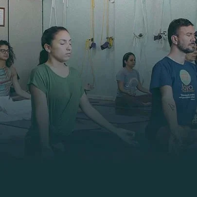 Como Acabar com a Inveja Segundo o Yoga: Um Caminho de Autoconhecimento e Paz Interior 2 card-atividade-meditacao-escola-jaya-de-yoga-rio-de-janeiro-como-acabar-com-a-inveja-segundo-o-yoga